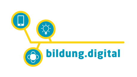 Abgebildet ist das Logo des Programms bildung.digital in gelb und blau, mit drei Symbolen und dem Schriftzug "bildung.digital - Themenportal für Schulen".